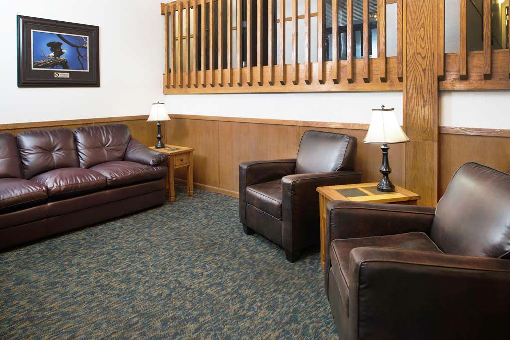 Super 8 By Wyndham Lincoln North Hotel Интериор снимка
